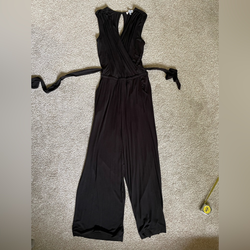 EUC Amour Vert Butter Smooth  Comfortable Elegant Black Jumpsuit with Pockets!